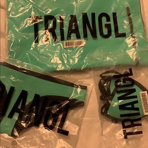 Triangl California Coral triangle bikini